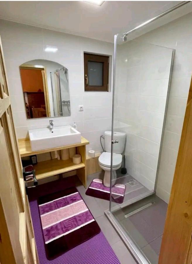 Villa Tiny House Casa Axa Paraul Carjei Esterno foto